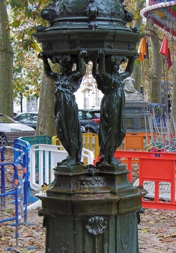 besancon place granvelle fontaine wallace
