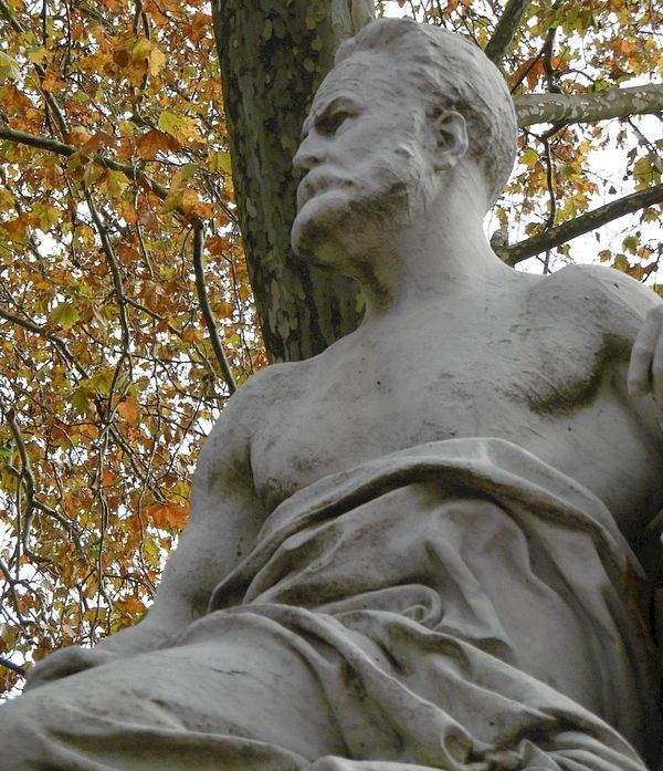 besancon place granvelle v. hugo