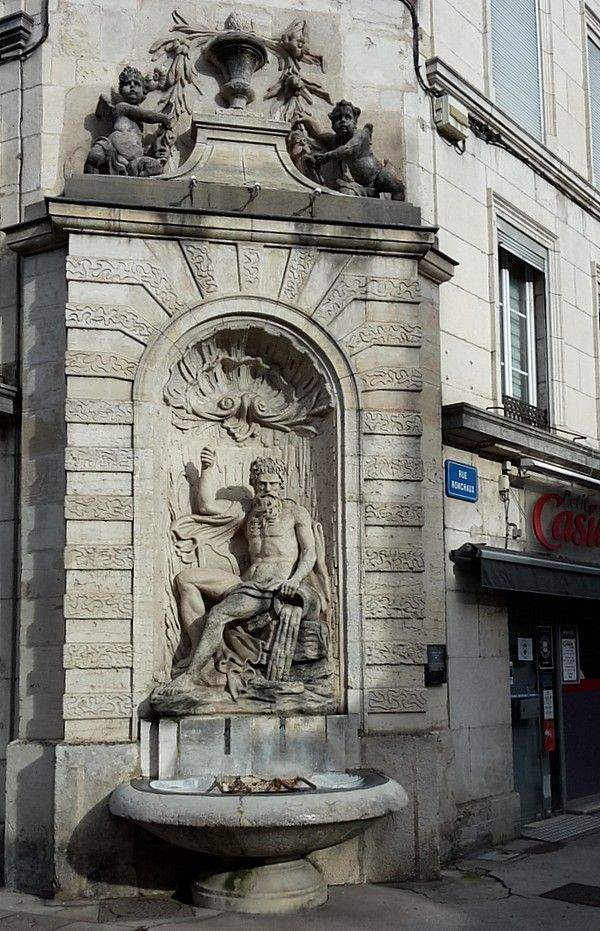besancon fontaine doubs