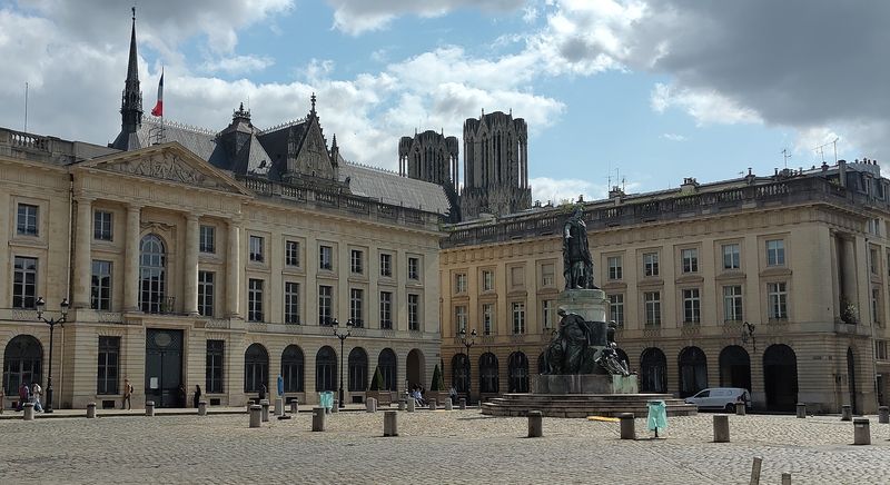 reims place royale