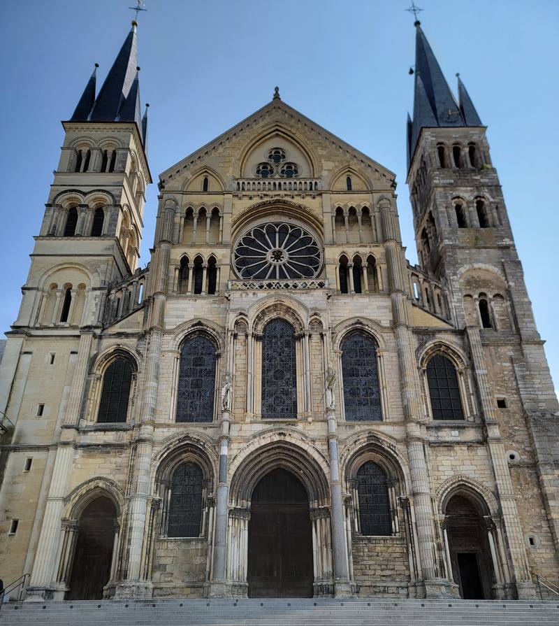 reims st. remi fassade