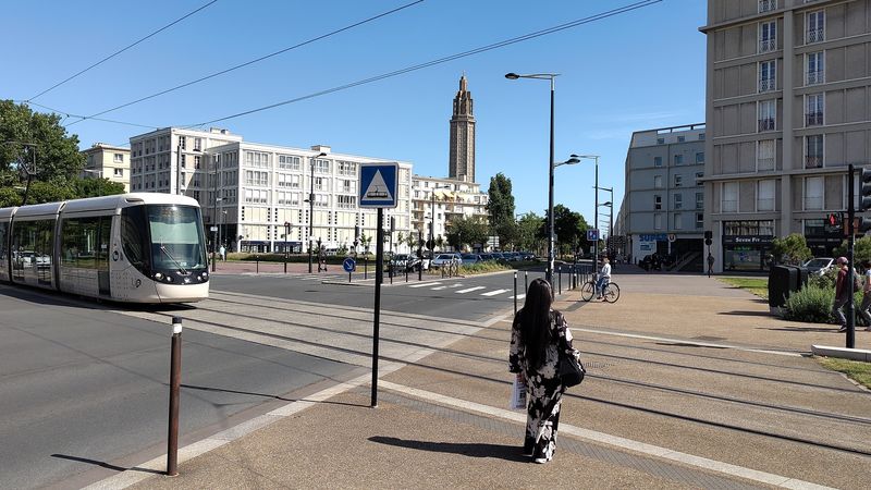 le havre tram st joseph