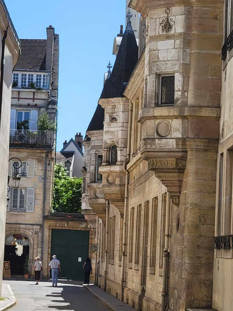 dijon hotel legouz