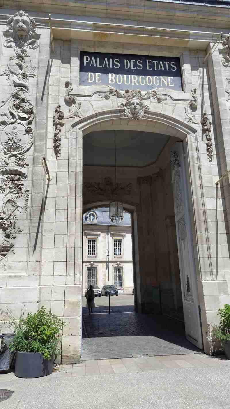 dijon palais